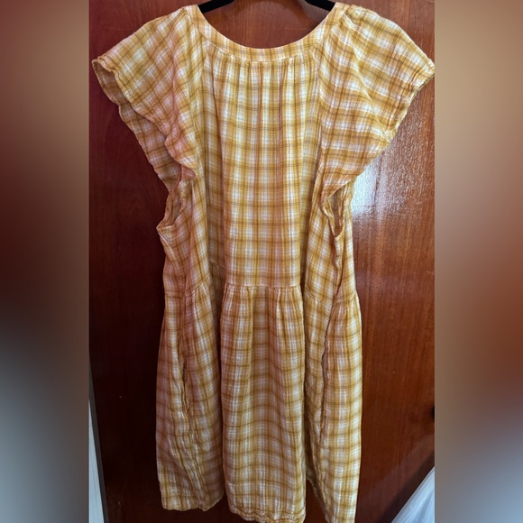 Old Navy Flutter Sleeve Plaid Dress - Picture 2 of 3